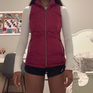 NWT Lululemon Down For a Run Vest sz 6